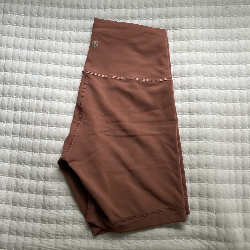 Lululemon Wunder Train 8” Short